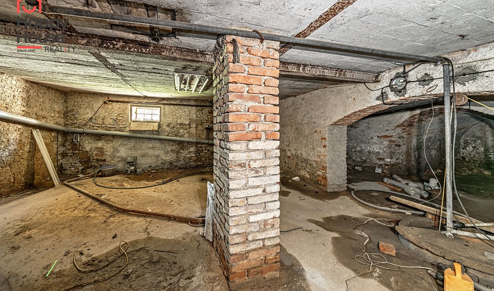 Prodej domu 220 m² s pozemkem 3 038 m², Mořina – náhled fotky 20