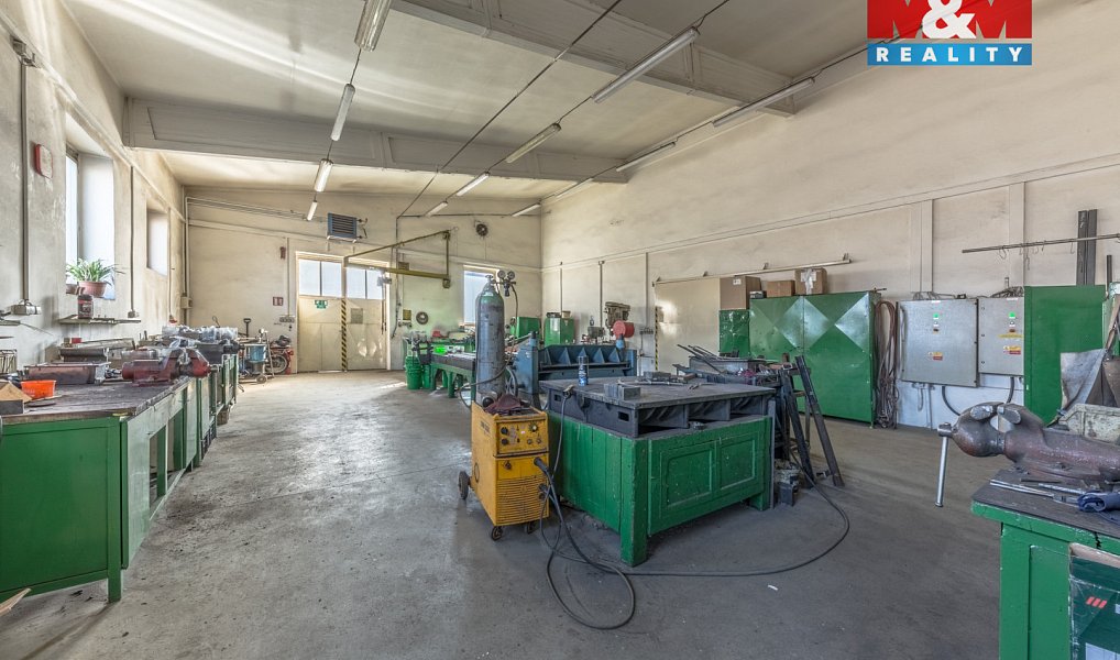 Prodej výrobních prostor 1 182 m², Česká Lípa – náhled fotky 19