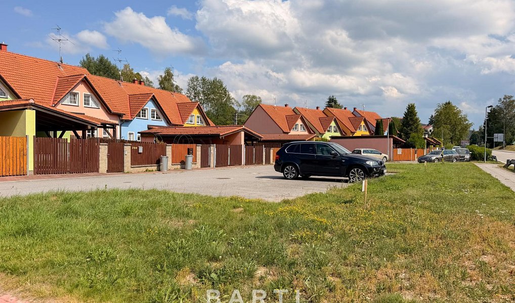 NA PRODEJ - Venkovní parkovací stání ve Frymburku, 22 m2, Frymburk – náhled fotky 4