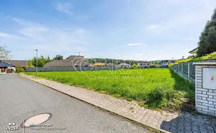 Prodej stavebního pozemku 1 040 m², Na Vyhlídce, Vyžlovka, okres Praha-východ