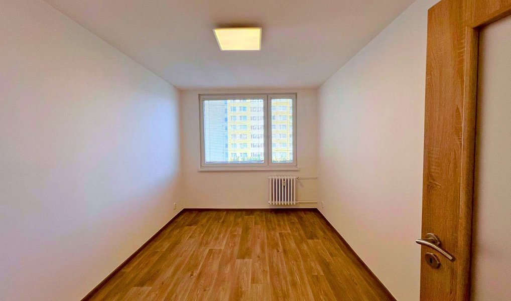 Pronájem bytu 3+kk 72 m², Praha – náhled fotky 9