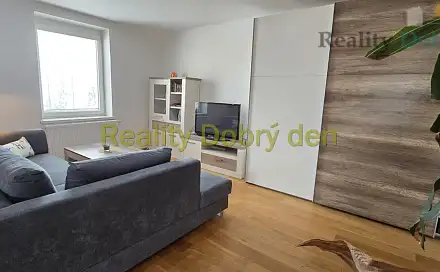 Pronájem bytu 1+kk 53 m²