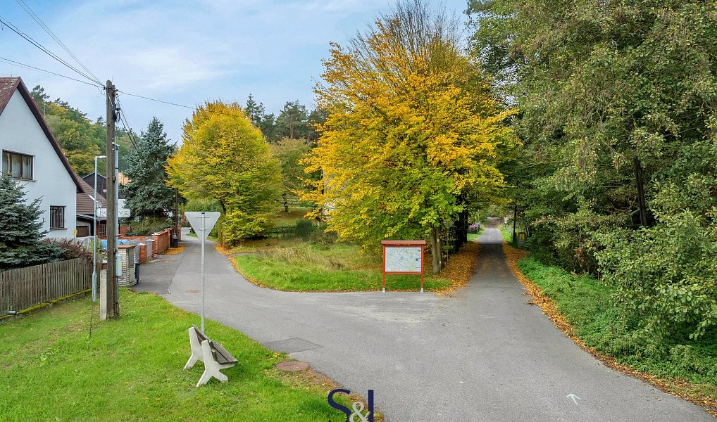Prodej stavebního pozemku 860 m², Sosnová – náhled fotky 9