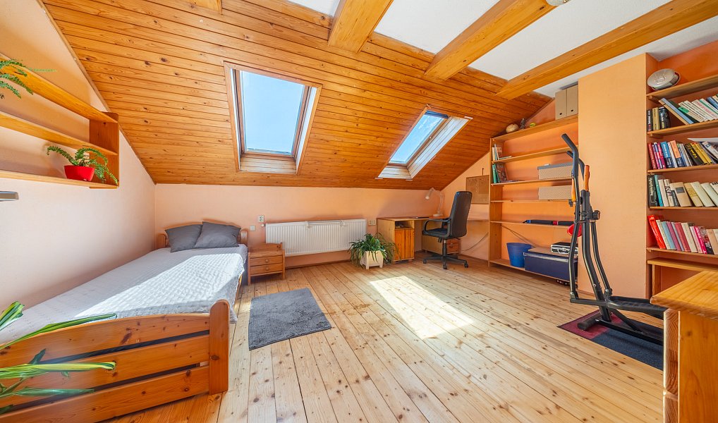 Prodej domu 280 m² s pozemkem 939 m², Světice – náhled fotky 22