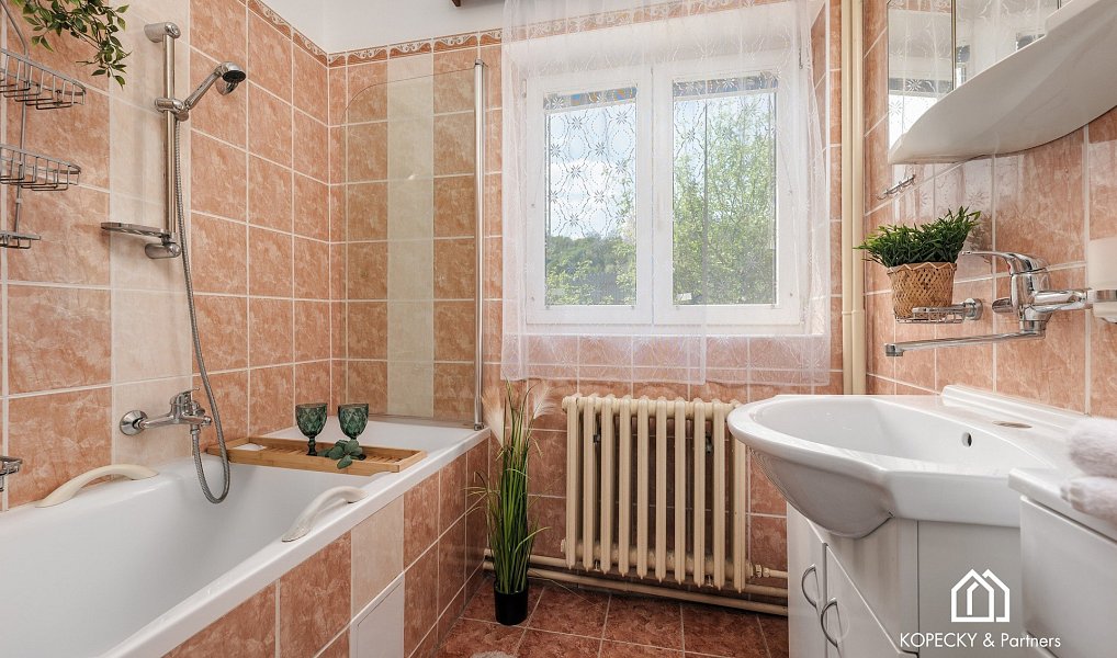 Prodej domu 196 m² s pozemkem 1 164 m², Praha – náhled fotky 5