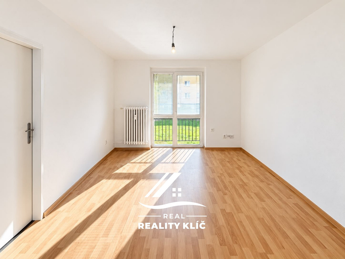 Pronájem bytu 2+1 49 m² – fotografie 3