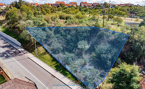 Prodej stavebního pozemku 365 m², V Kopci, Suchohrdly, okres Znojmo