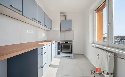 Pronájem bytu 2+1 45 m², Svobody, Pardubice - Zelené Předměstí