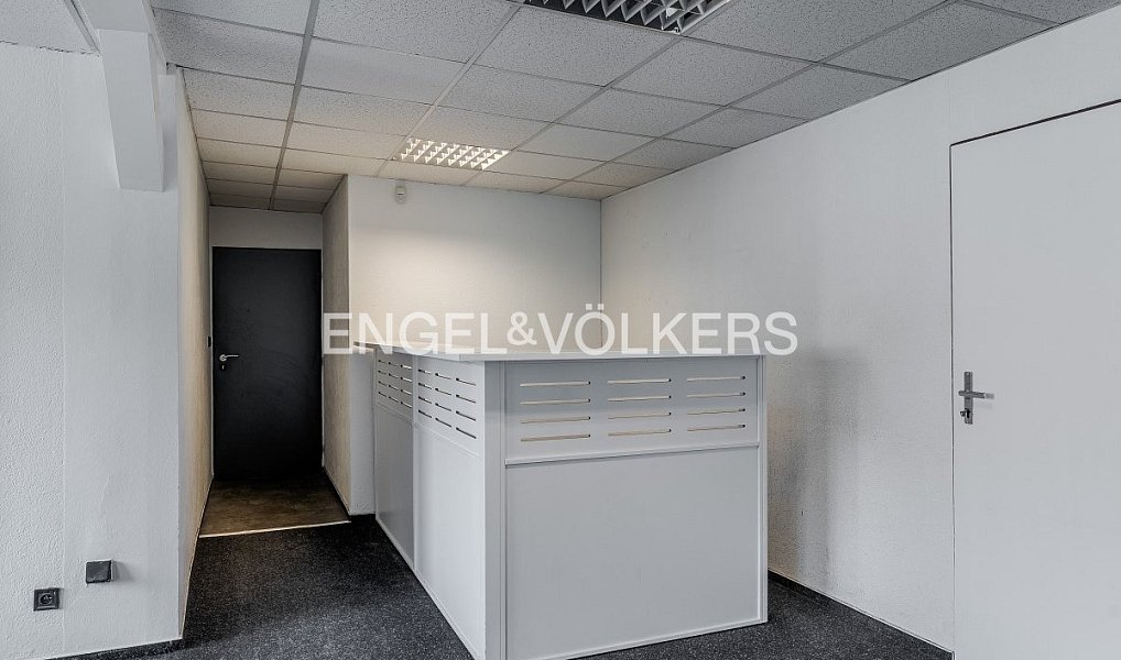 Pronájem kanceláře 116 m², Praha – náhled fotky 10