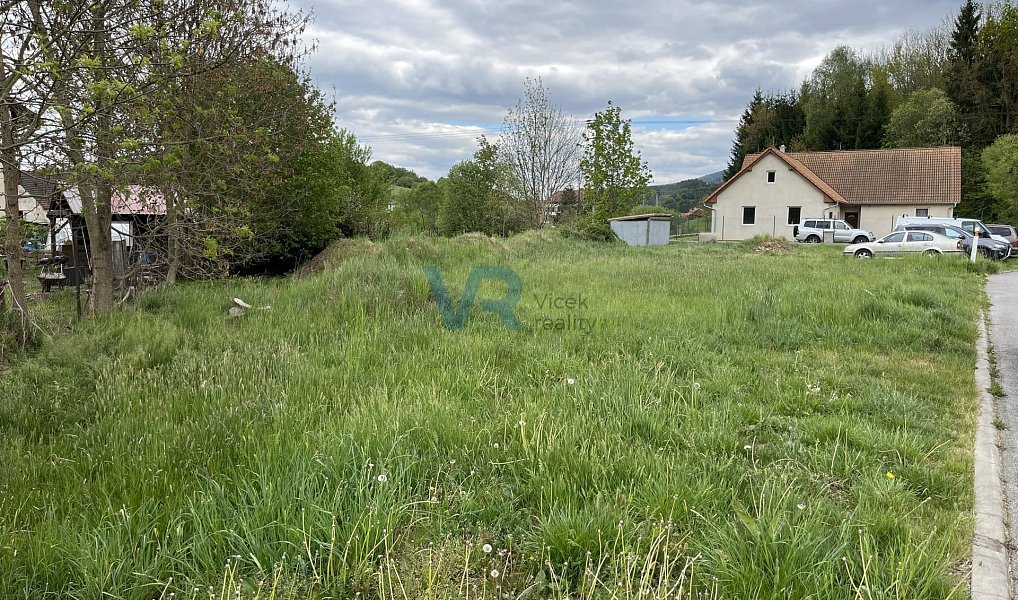 Prodej stavebního pozemku 994 m², Brloh – náhled fotky 2