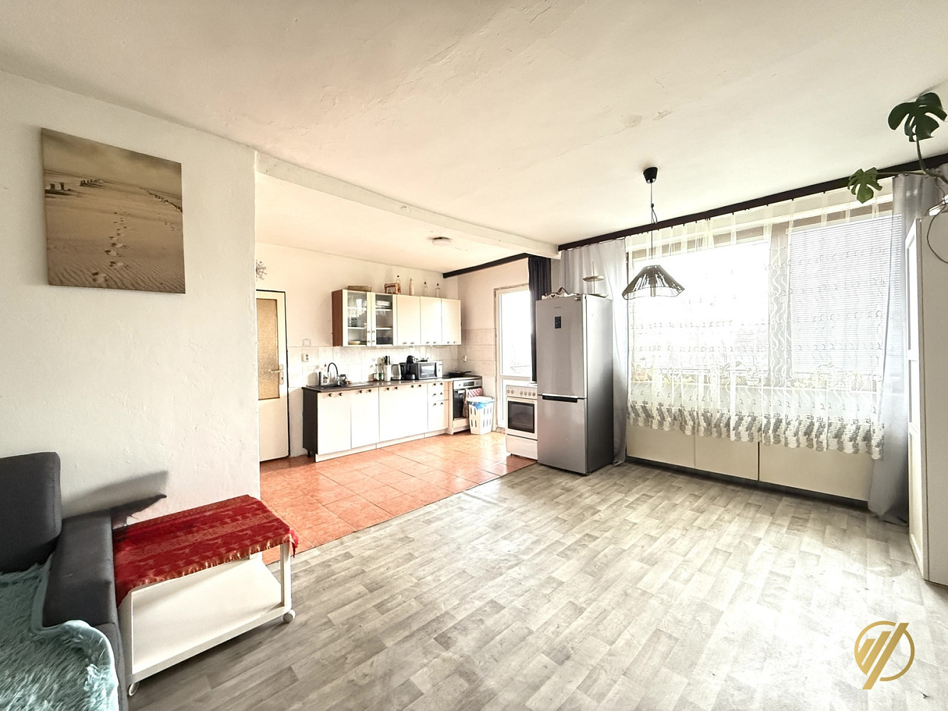 Prodej domu 188 m² s pozemkem 1 077 m² – fotografie 2