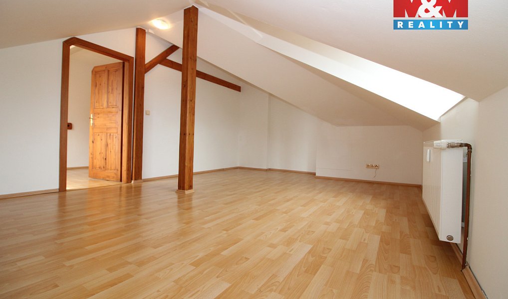 Prodej bytu 2+1 92 m², Nový Bor – náhled fotky 4
