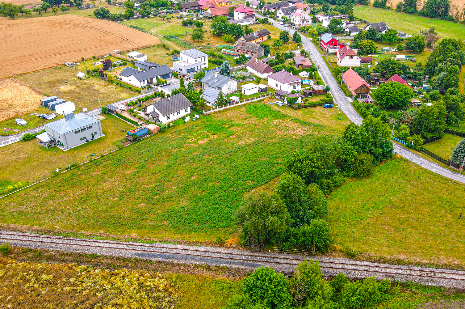 Prodej stavebního pozemku 2 867 m² – fotografie 2
