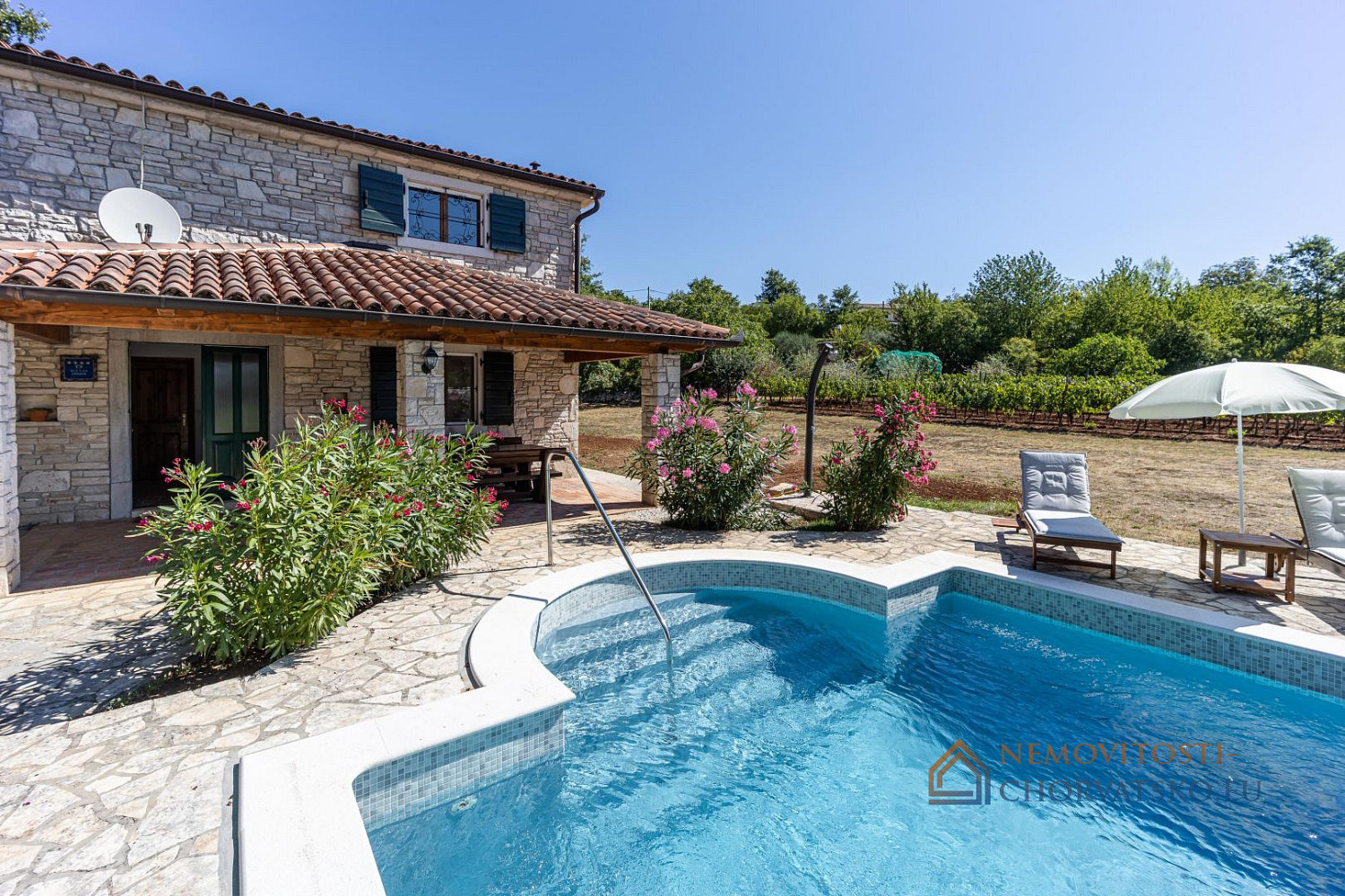 Prodej domu 154 m² s pozemkem 1 907 m², Labin
