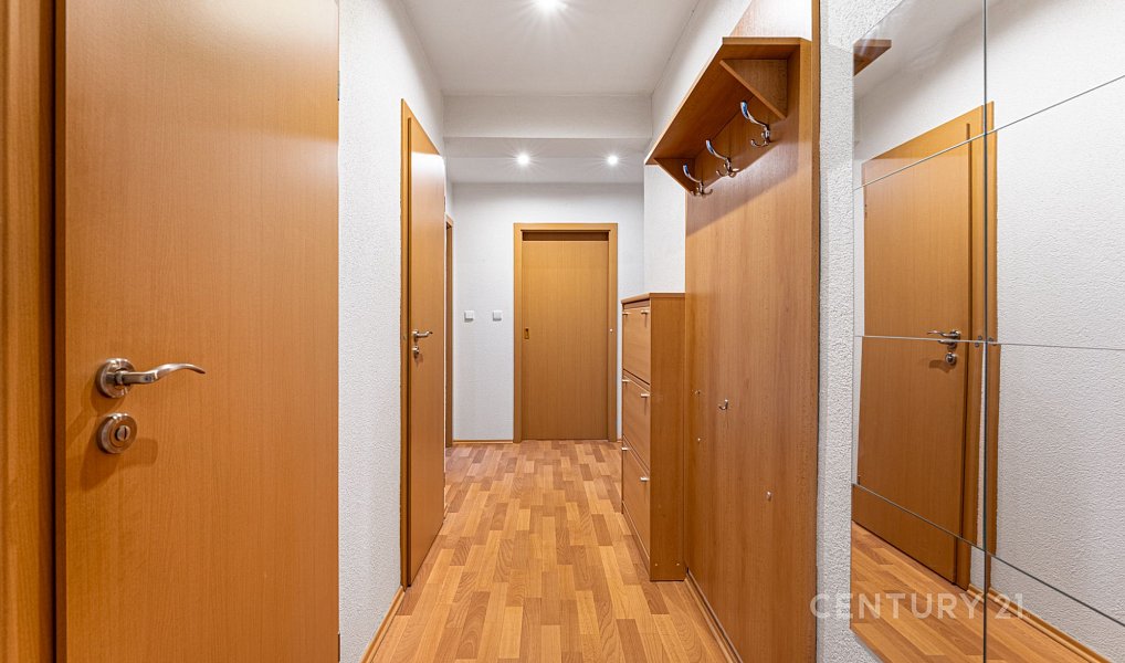 Prodej bytu 2+1 62 m², Benešov – náhled fotky 11