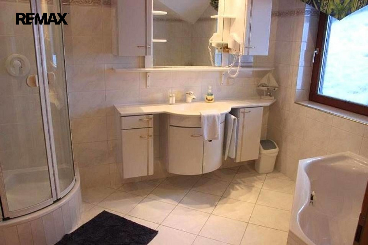 Prodej ubytovacího objektu 416 m² — photo 2