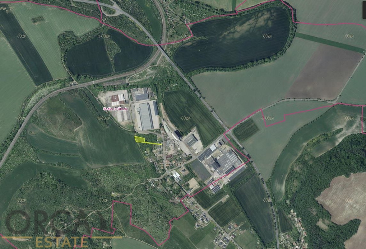 Prodej pozemku 2 200 m² – fotografie 3