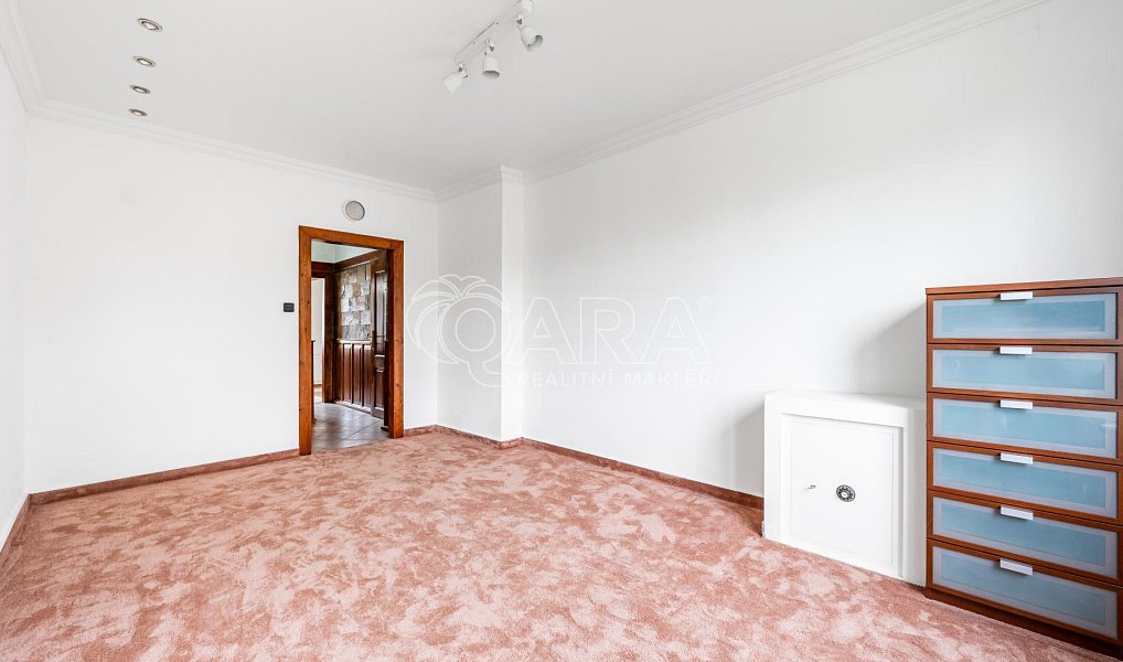 Pronájem bytu 3+1 74 m², Roztoky – náhled fotky 10