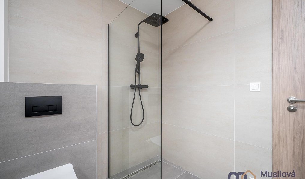 Pronájem domu 92 m² s pozemkem 384 m², Újezdeček – náhled fotky 10