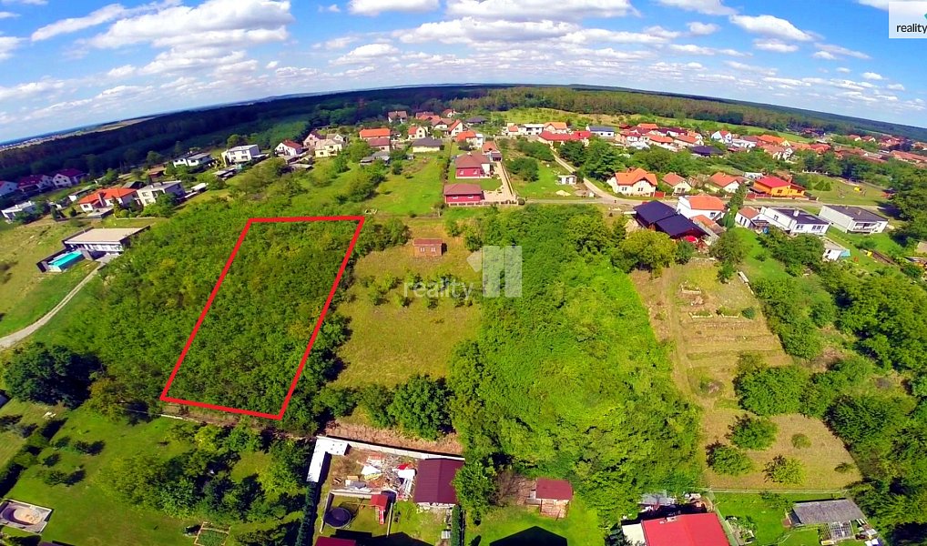 Prodej stavebního pozemku 1 733 m², Konárovice – fotka 1 z 18