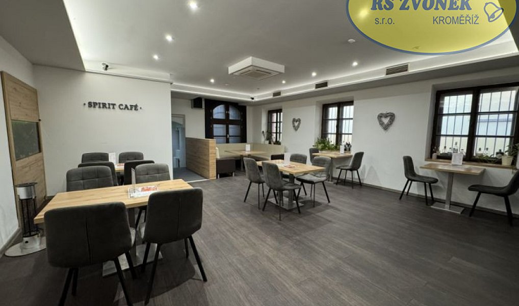 Prodej obchodních prostor 242 m², Kroměříž – náhled fotky 2