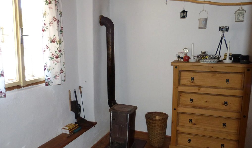 Prodej chalupy 100 m² s pozemkem 1 557 m², Horní Čermná – náhled fotky 11