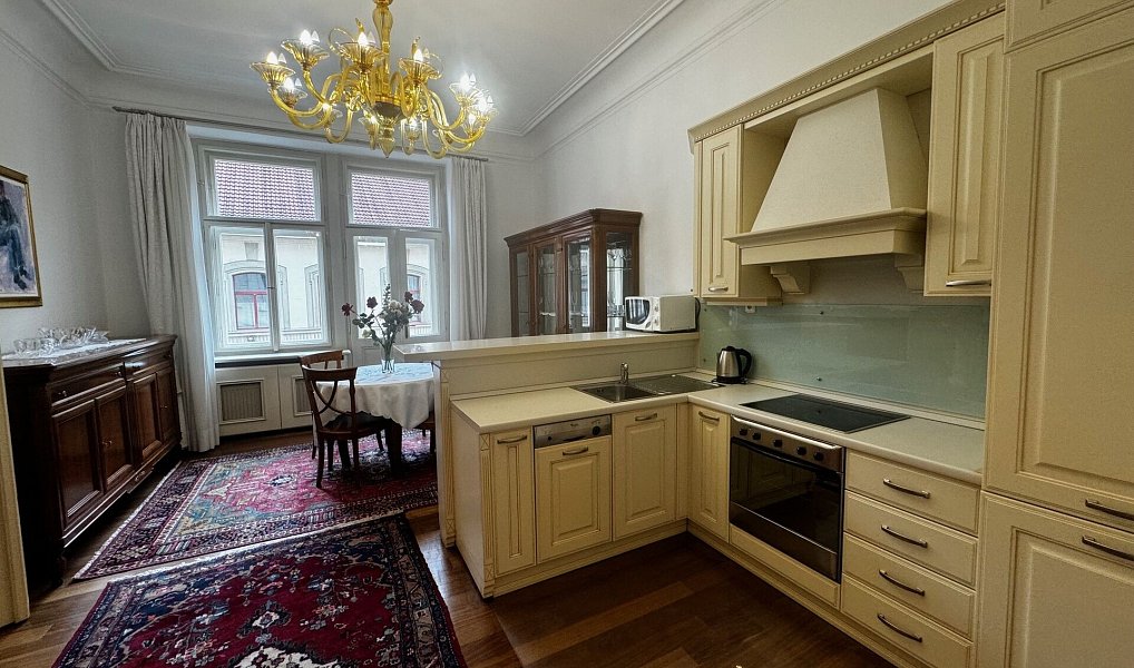 Pronájem bytu 3+kk 76 m², Praha – náhled fotky 2