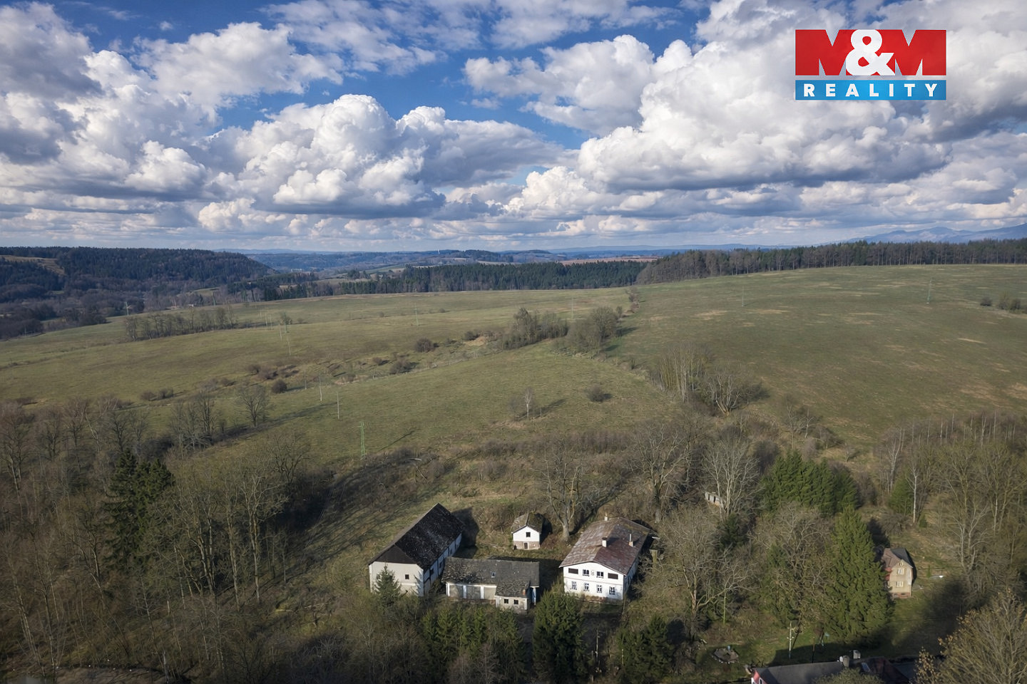 Prodej domu 380 m² s pozemkem 11 591 m² — photo 2