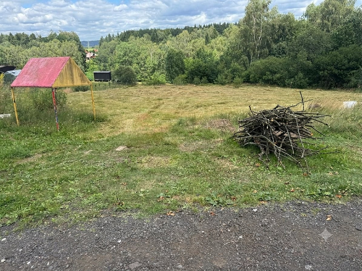 Prodej zahrady 2 000 m² – fotografie 2
