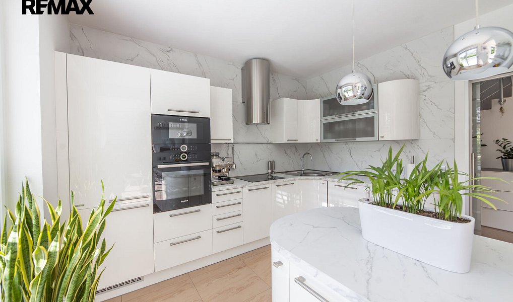 Prodej domu 215 m² s pozemkem 835 m², Mnichovice – náhled fotky 4