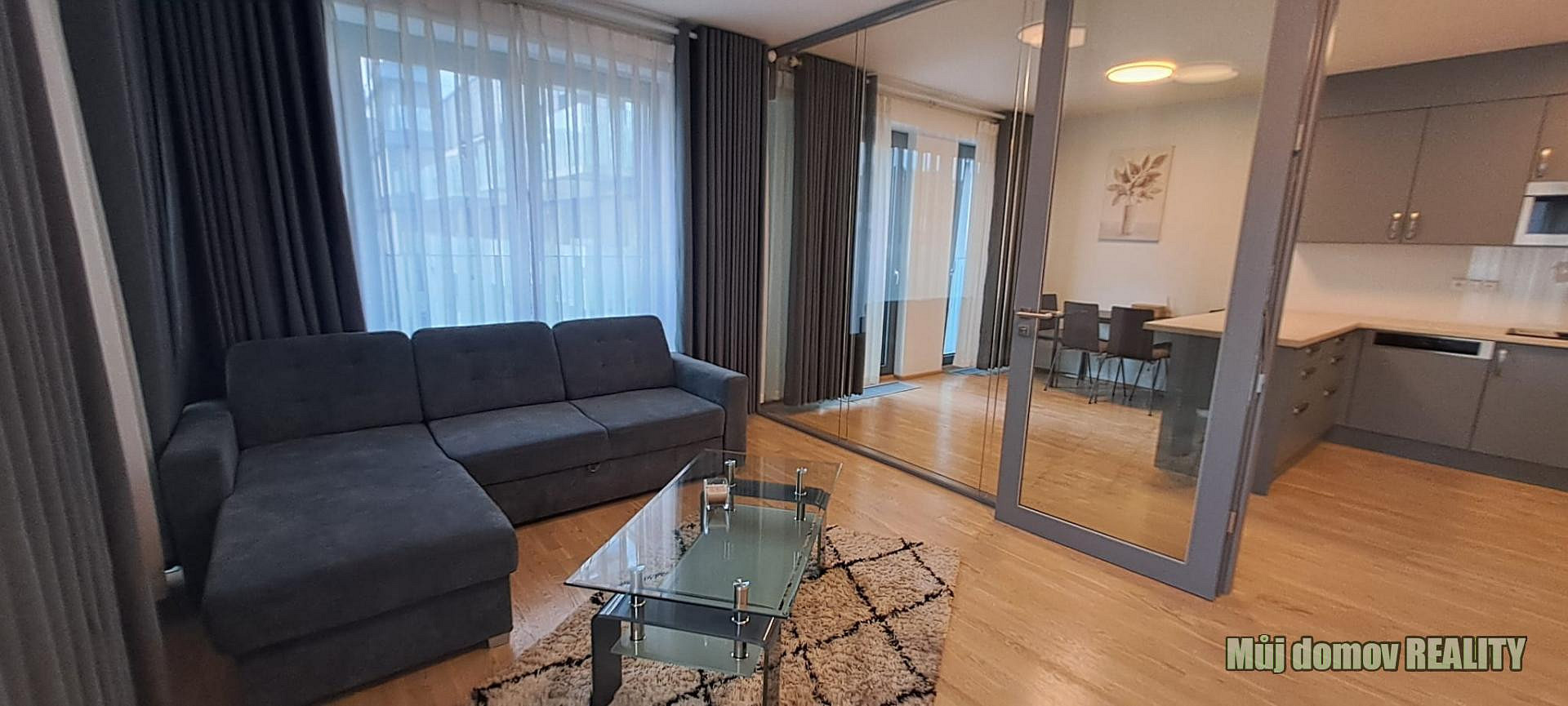 Pronájem bytu 2+1 79 m² – fotografie 4