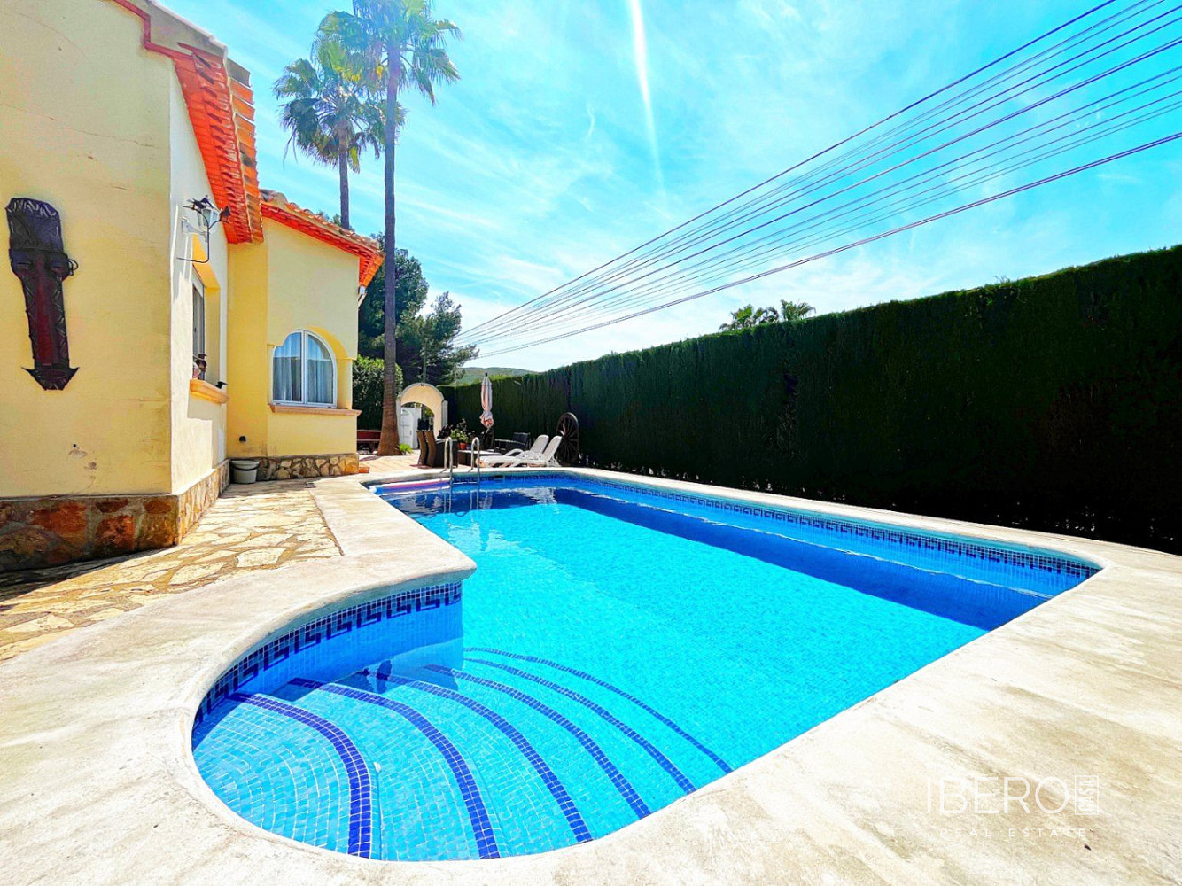 Prodej domu 340 m² s pozemkem 700 m²