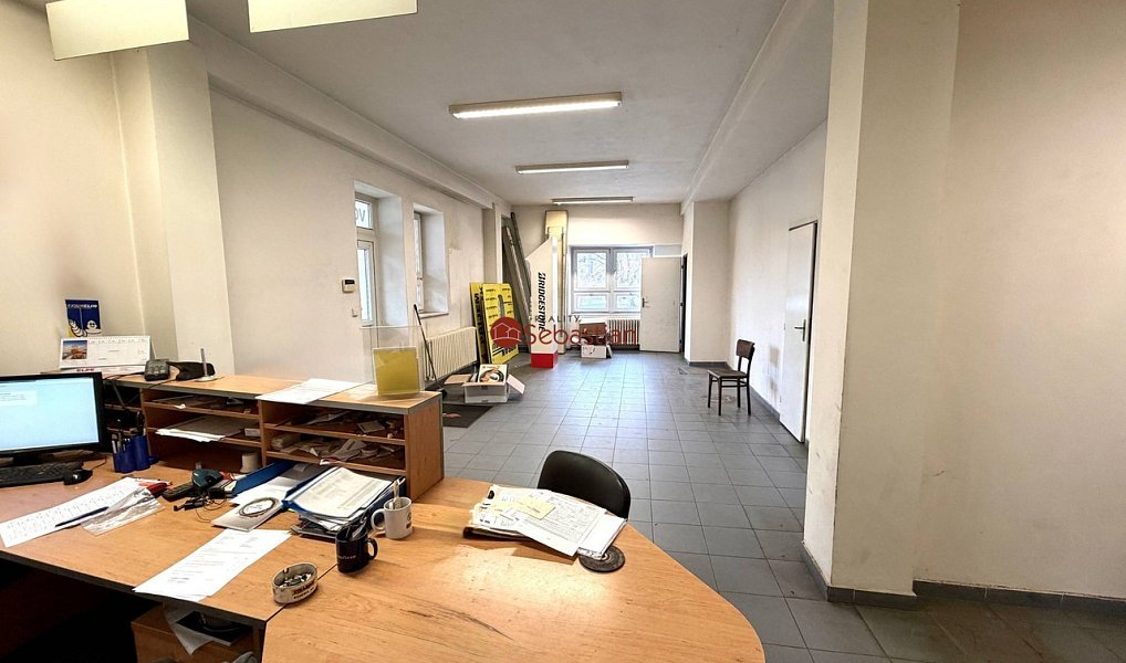 Pronájem výrobních prostor 530 m², Pelhřimov – náhled fotky 3