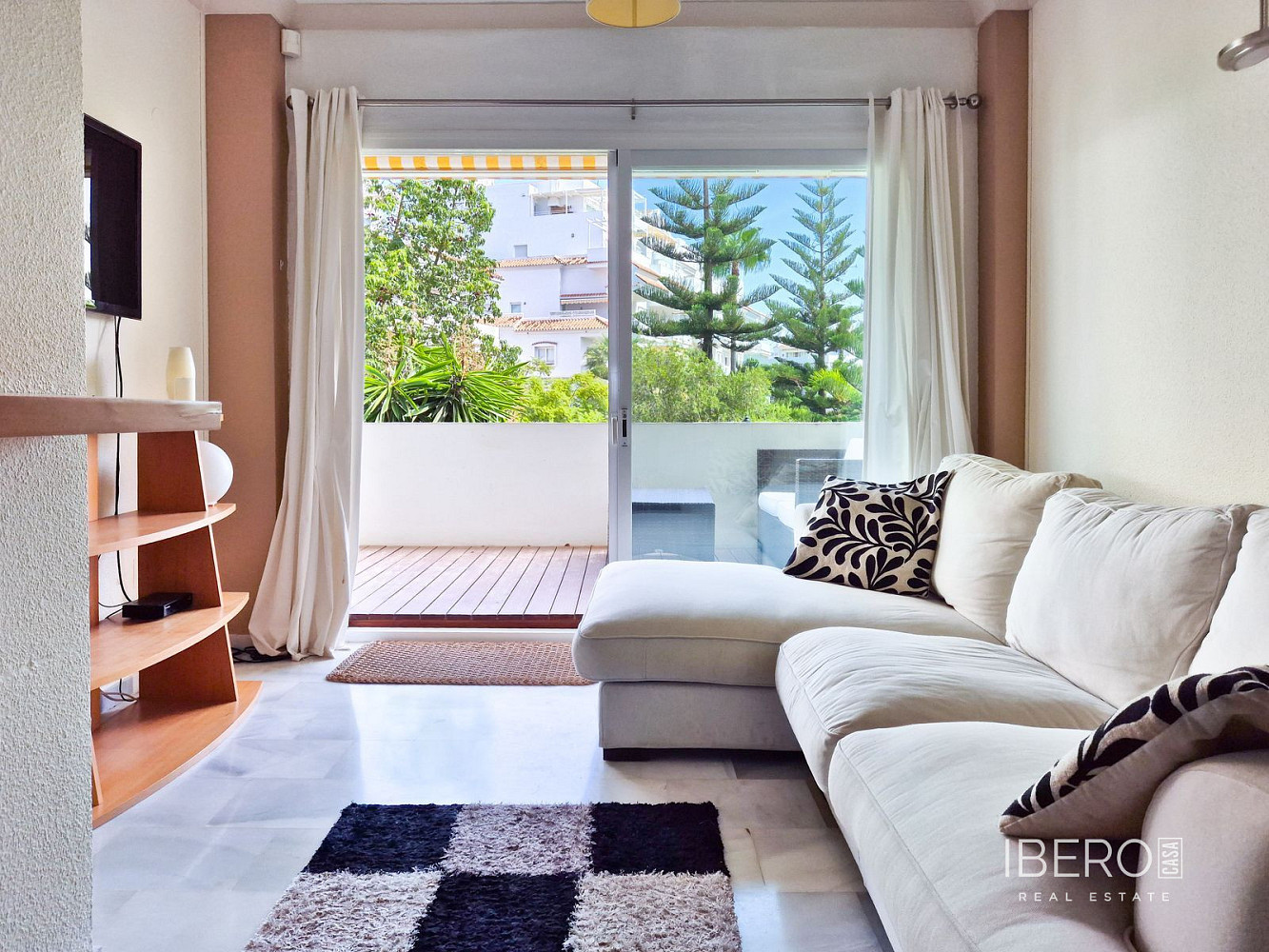 Piso 3+kk – Marbella, Nueva Andalucía - Vista 2