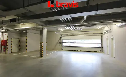 Pronájem garážového stání, Brno - Ponava, ul. Reissigova, vhodné pro SUV, 15m2, Reissigova, Brno - Ponava