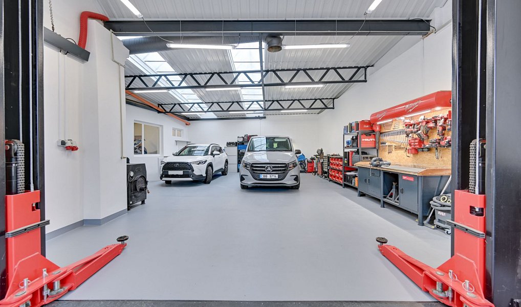 Prodej komerčního objektu (jiného typu) 192 m², Tvrdonice – náhled fotky 28