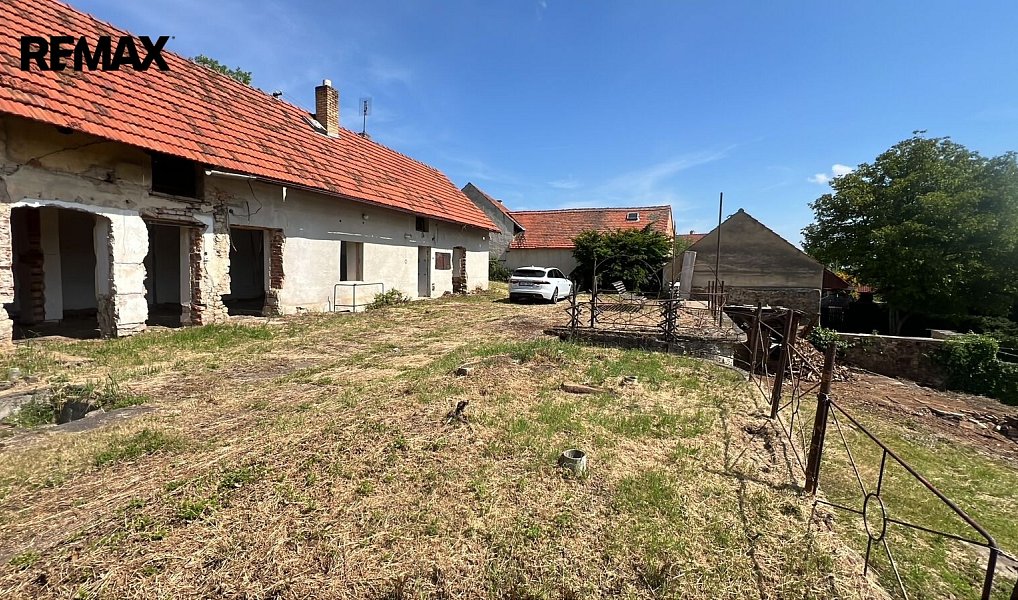 Prodej domu 220 m² s pozemkem 2 517 m², Liteň – náhled fotky 5