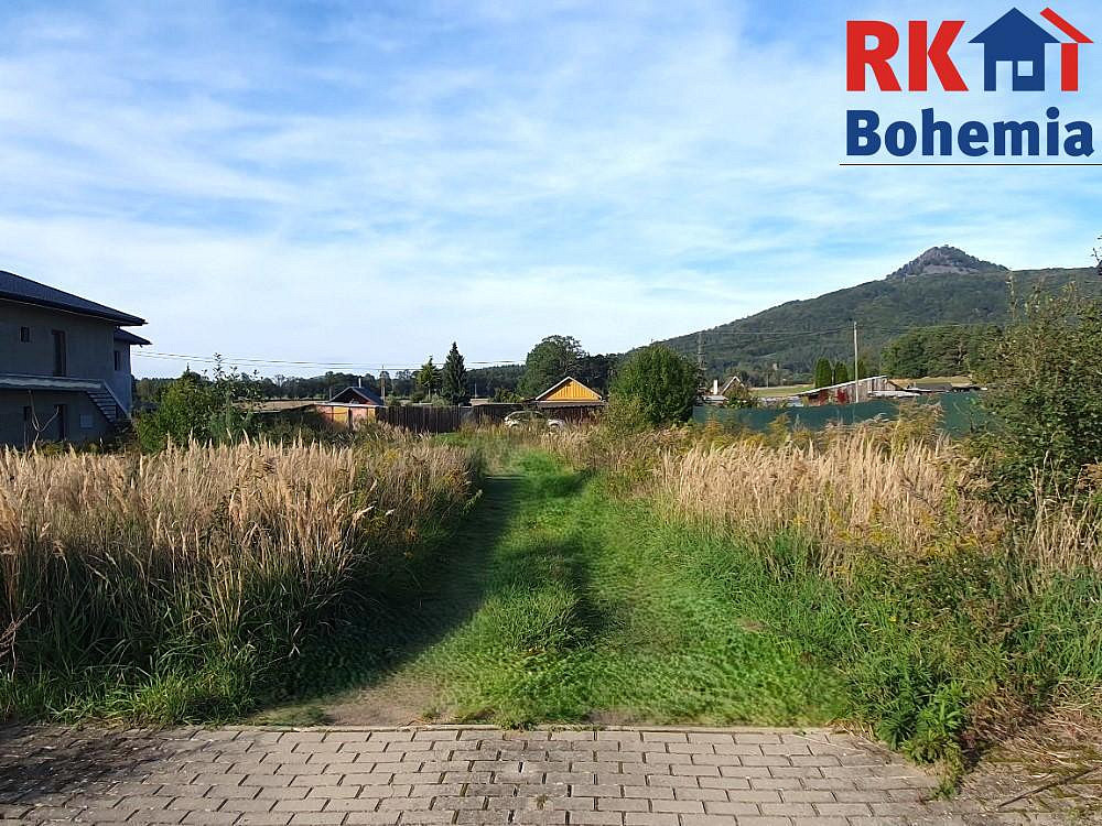 Prodej stavebního pozemku 1 401 m² – fotografie 5