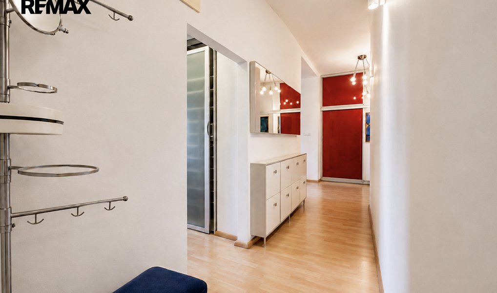 Pronájem bytu 2+kk 78 m², Praha – náhled fotky 8