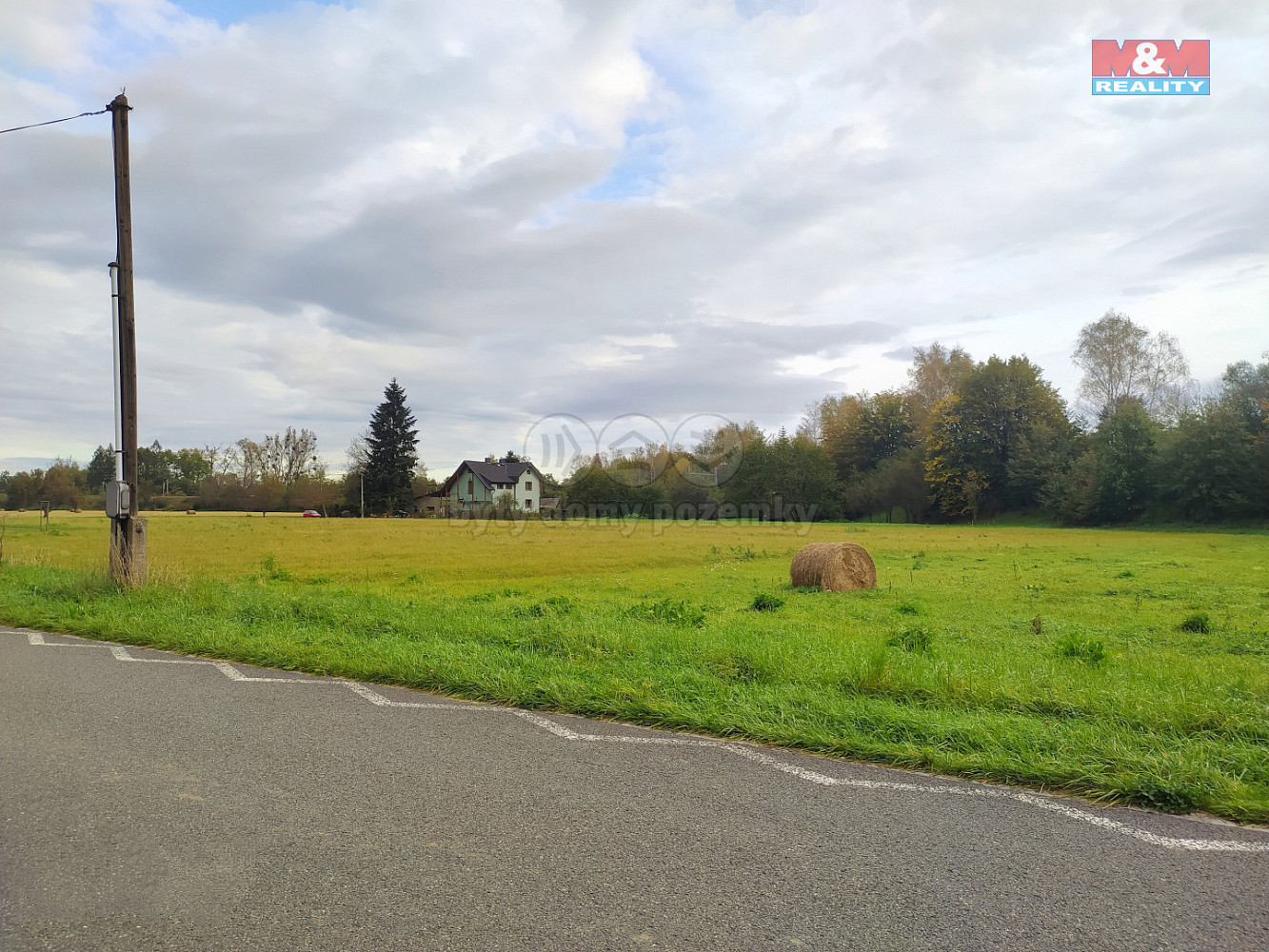 Prodej stavebního pozemku 1 880 m²