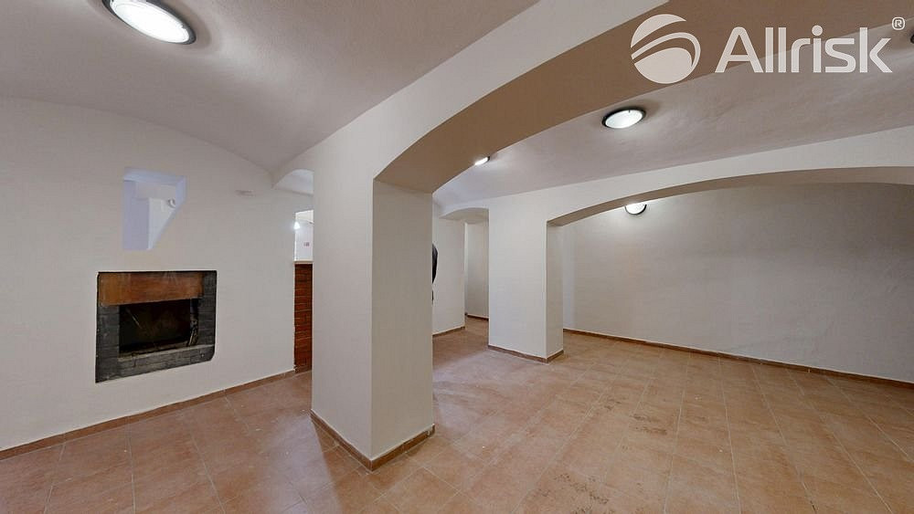 Pronájem komerčního objektu (jiného typu) 120 m² — photo 3