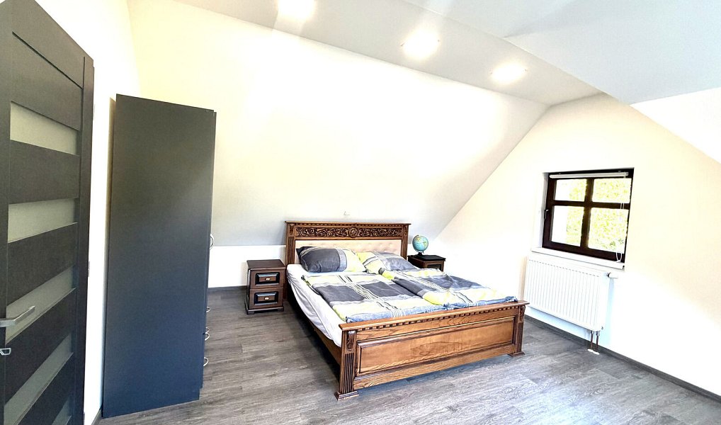Prodej domu 232 m² s pozemkem 263 m², Hromnice – náhled fotky 13