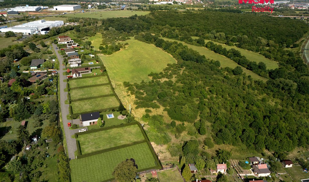 Prodej stavebního pozemku 1 198 m², Černovice – náhled fotky 2