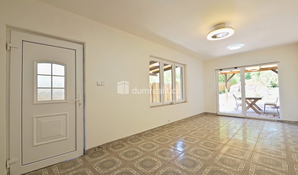Prodej domu 190 m² s pozemkem 896 m², Lovosice – náhled fotky 2