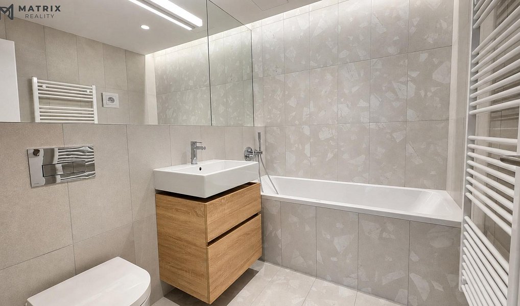 Pronájem bytu 2+kk 52 m², Praha – náhled fotky 4