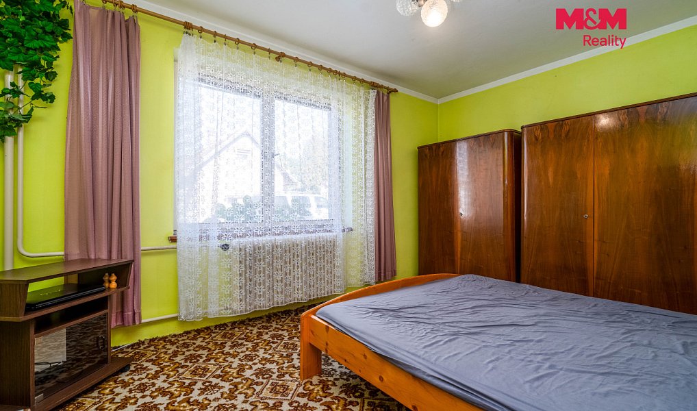 Prodej domu 275 m² s pozemkem 616 m², Činěves – náhled fotky 5