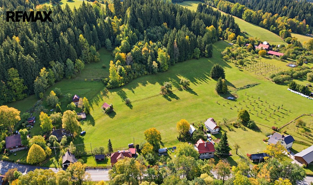 Prodej stavebního pozemku 3 256 m², Velké Karlovice – náhled fotky 3
