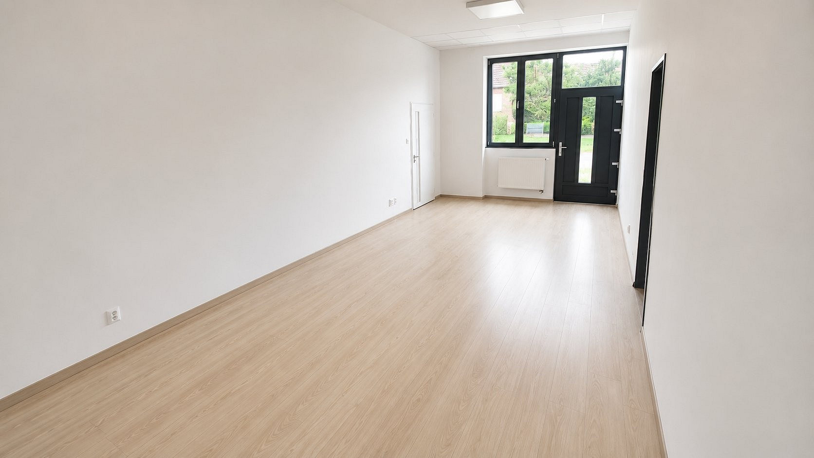 Pronájem obchodních prostor 29 m²