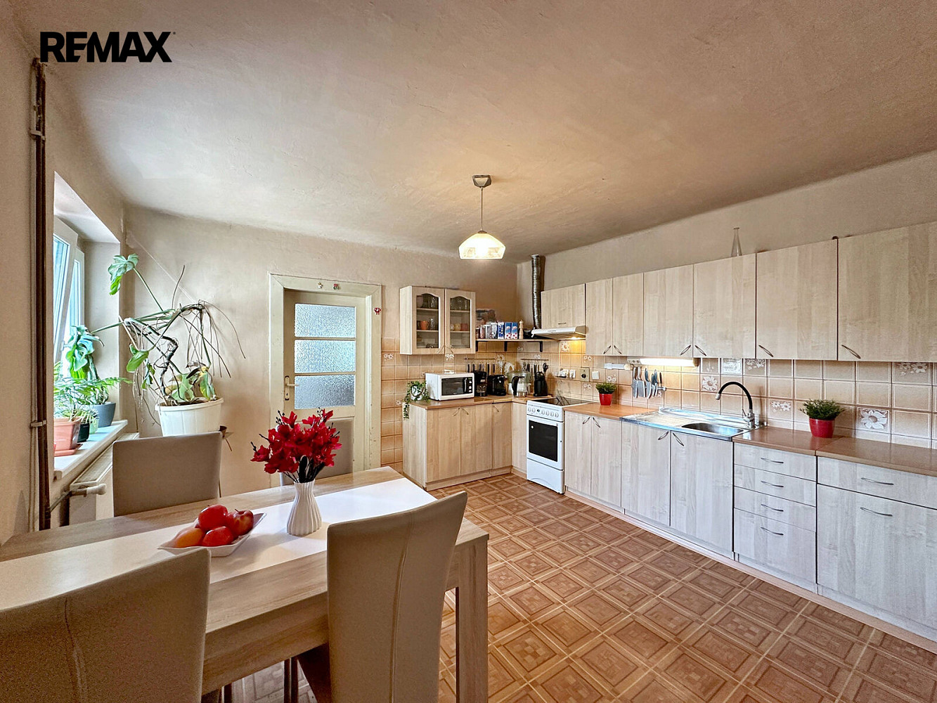 Prodej domu 150 m² s pozemkem 377 m² – fotografie 2