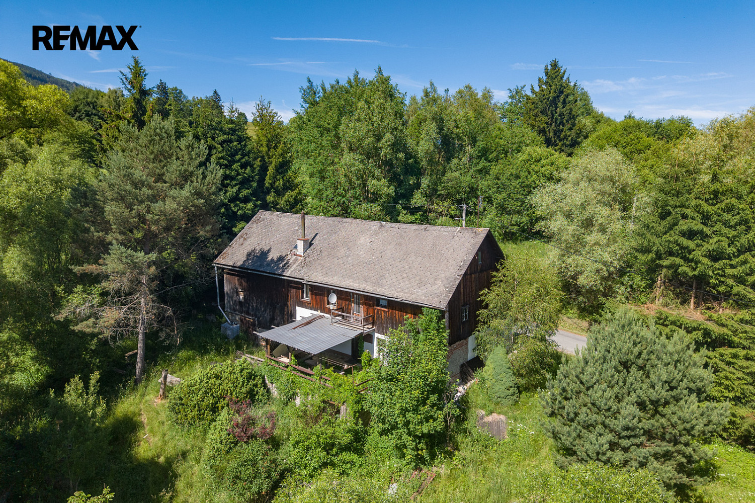 Prodej domu 185 m² s pozemkem 1 442 m²
